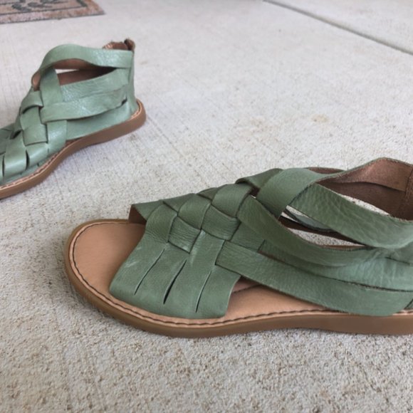 Born Iwa Sandal Woven Green 7 - Picture 4 of 5